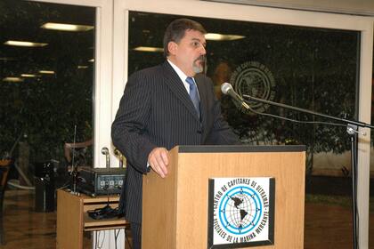 Ricardo Luján y su esposa serán indagados por “inconsistencias financieras” de su patrimonio entre 2006 y 2014