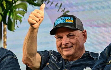 Ricardo Martinelli era favorito en encuestas para las elecciones del 5 de mayo, pero fue inhabilitado tras una condena por lavado de dinero. Hoy está asilado en la embajada de Nicaragua en Panamá