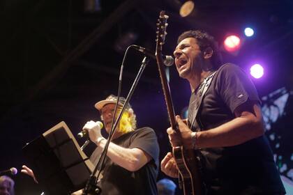 Ricardo Mollo, León Gieco, Lito Epumer y David Lebón, entre otros, recordaron al músico