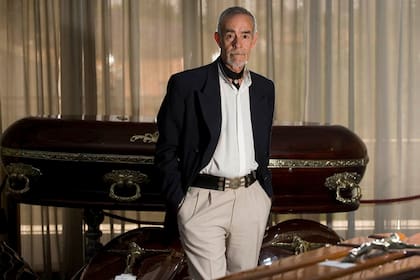 Ricardo Péculo es un tanatólogo argentino y especialista en ritos fúnebres