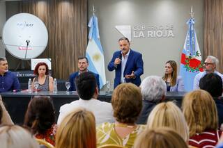 El Presidente, once gobernadores y el grito del tero