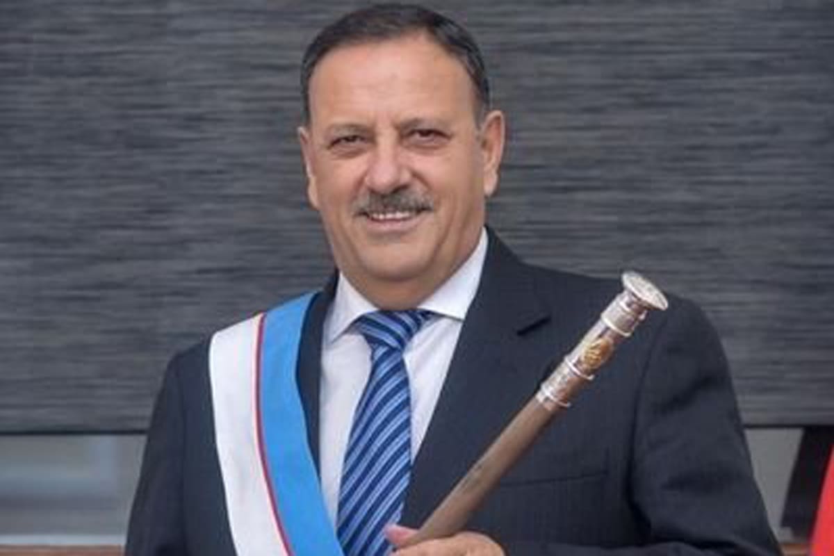 Ricardo Quintela, gobernador de La Rioja, es por estas horas tendencia por el insólito fallido que tuvo en una entrevista radial en la que lamento haber cerrado muchos negocios, entre ellos “los cabarets”.