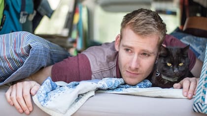 Rich y Willow están viajando hace más de dos años en una camioneta por Australia