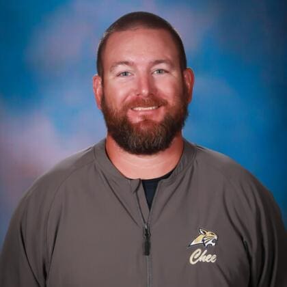 Richard Aspinwall, de 39 años, también era profesor de matemáticas y el coordinador defensivo del equipo de fútbol americano de la escuela
