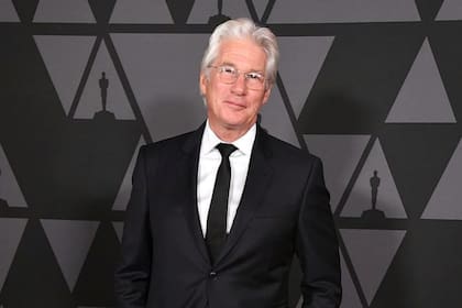 Richard Gere se sumó a la lista de estrellas de Hollywood que critican las medidas del mandatario
