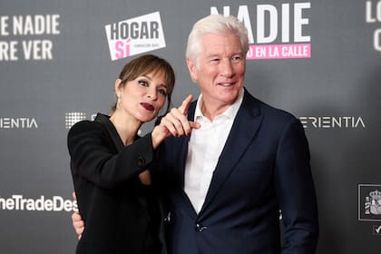 Richard Gere y Alejandra Gere, en la presentación del documental Lo que nadie quiere ver, que se realizó anoche en Madrid
