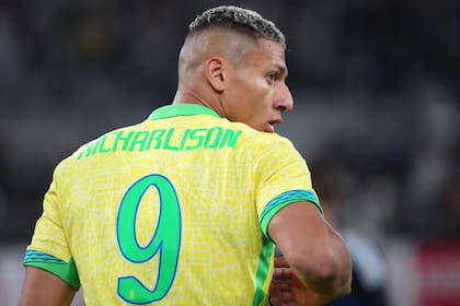 Richarlison mantuvo una charla con France Football y contó las dificultades que atravesó tras el Mundial de Qatar 2022. (Photo by Etsuo Hara/Getty Images)