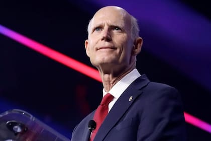 Rick Scott mostró su apoyo hacia Byron Donalds para que se convierta en el sucesor de Ron DeSantis