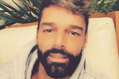 Ricky Martin fue uno de los famosos que compartió un video pidiédole a sus seguidores que se queden en sus casas