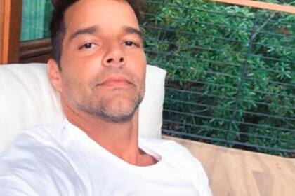 Ricky Martin lanzó un contundente mensaje para los que criticaron el beso entre dos mujeres en Lightyear