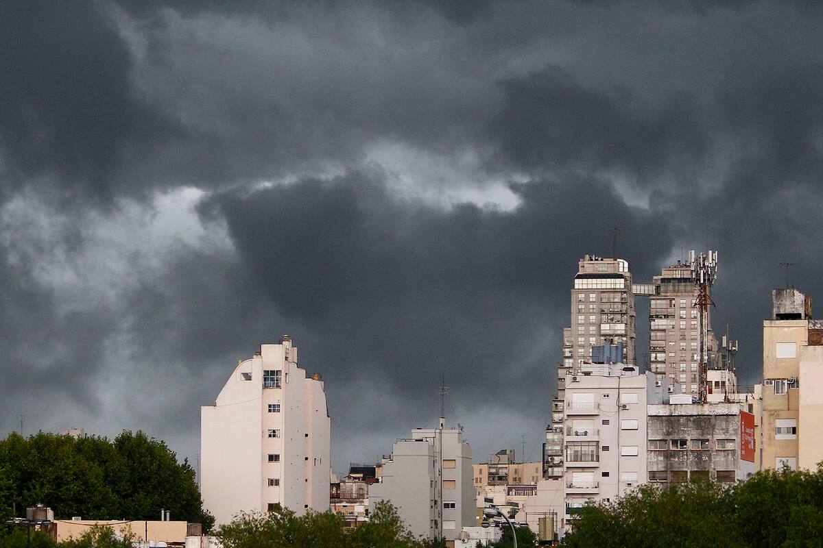 Rige una alerta naranja en Buenos Aires