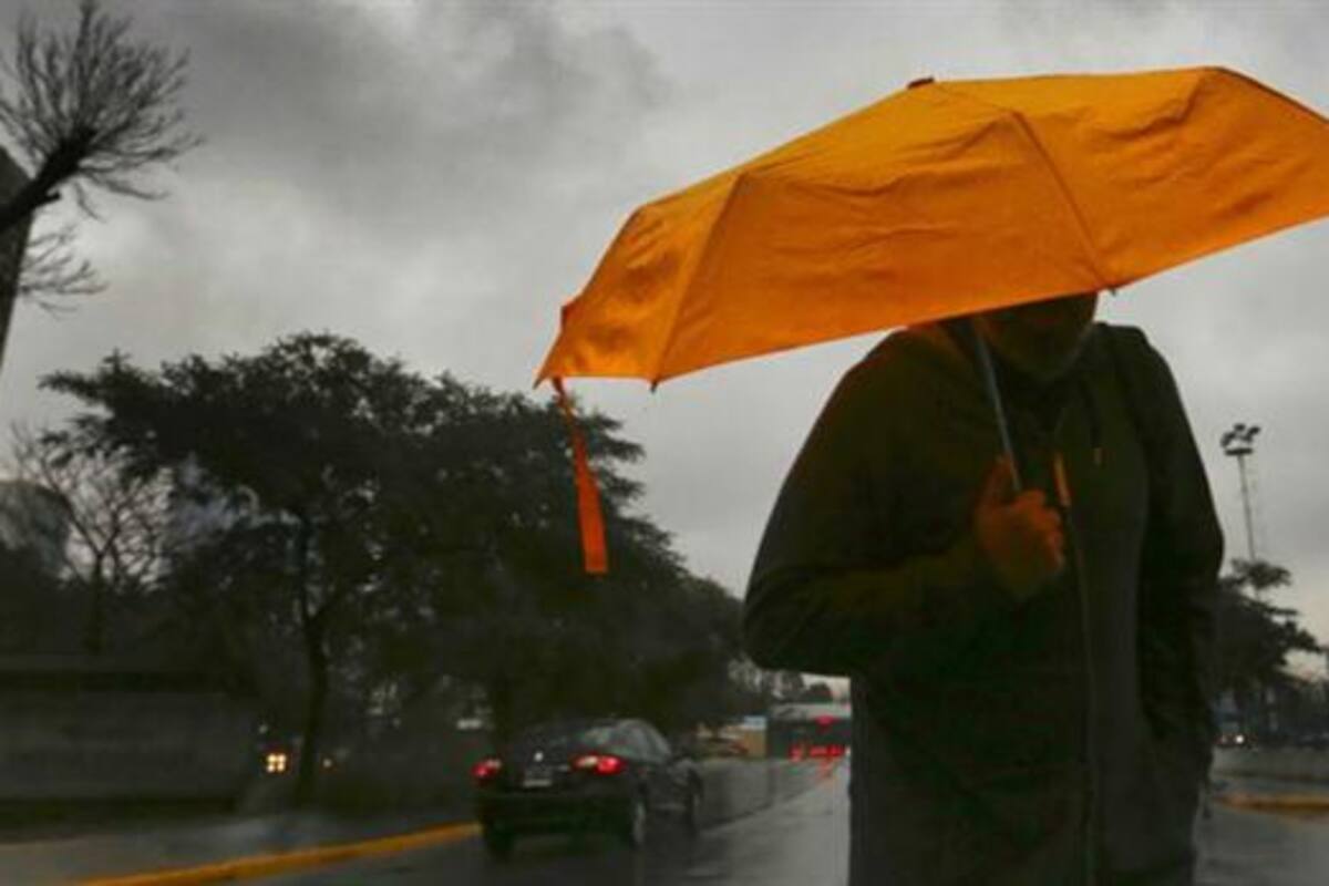 Rige una alerta por fuertes vientos en la Ciudad y la provincia