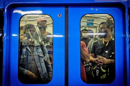 7.26: Llegada del tren a la estación Constitución