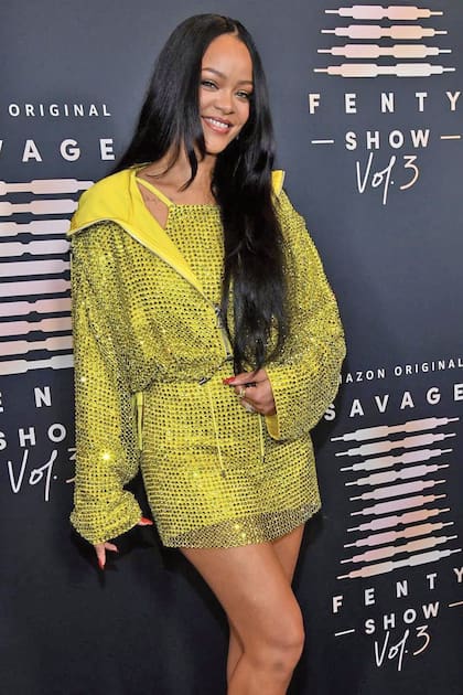 Rihanna es la cantante más rica del planeta: su fortuna asciende a mil setecientos millones de dólares.
