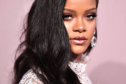 Rihanna sufrió un accidente que le dejó varios moretones en su rostro