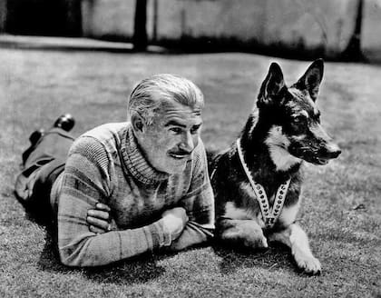 Rin Tin Tin jutno a Lee Duncan en Los Angeles