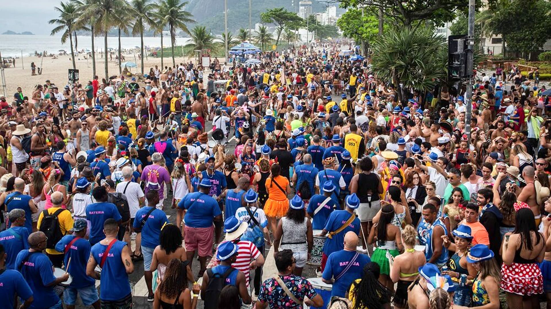 En las zonas turísticas siempre hay posibilidades de sumarse al baile
