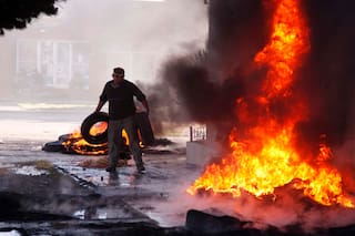Río Gallegos: protestas, desalojo y una herida frente a la Legislatura