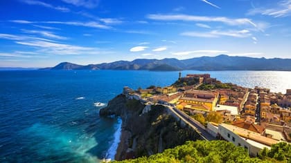 Río Marina, Isla de Elba, Italia: descanso, desconexión y una arquitectura que enamora