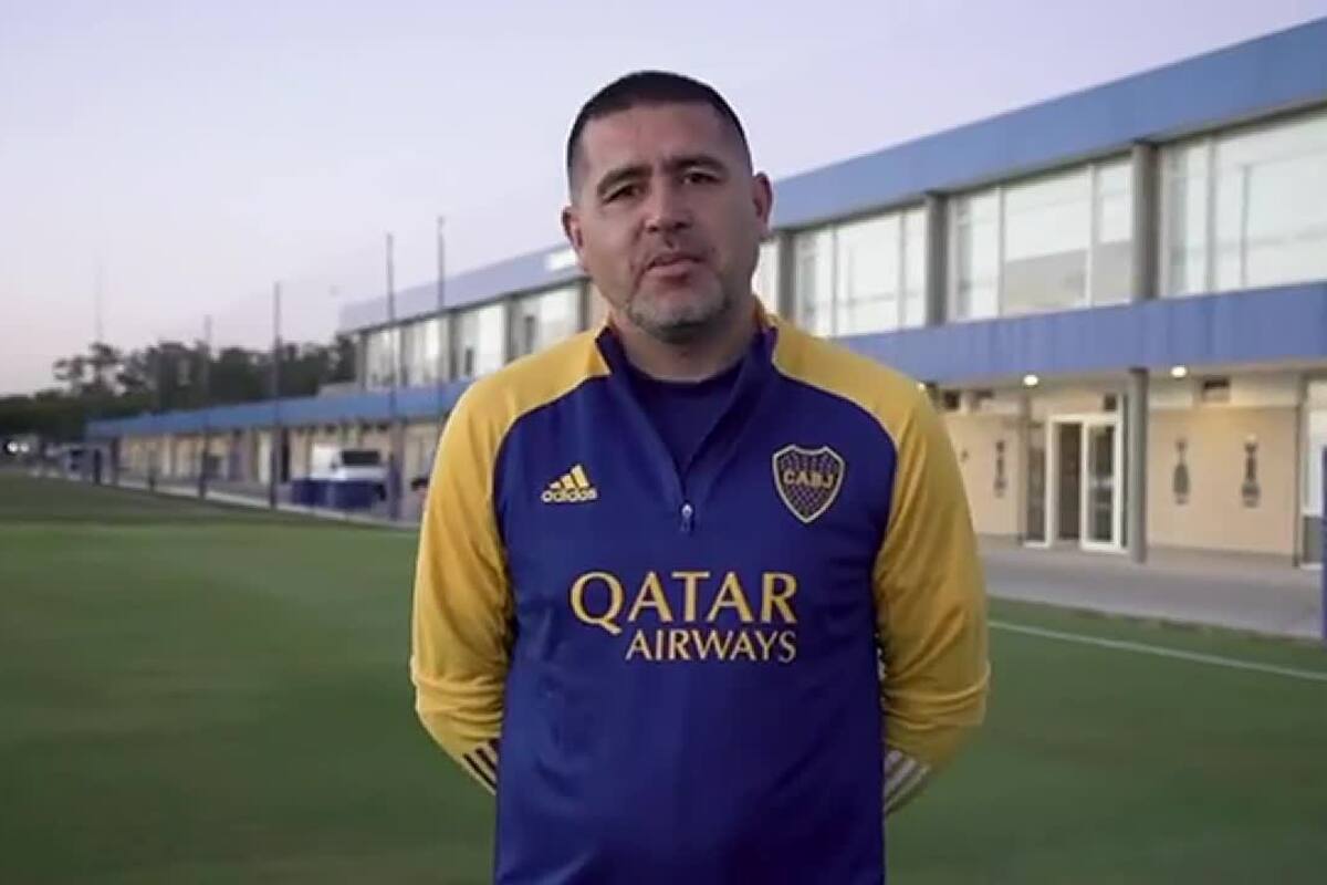 Riquelme apuesta a un gran mercado de pases para Boca
