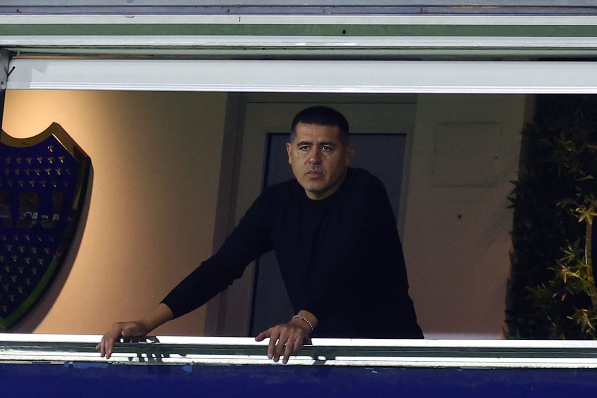 Riquelme quiere incorporar a un delantero más