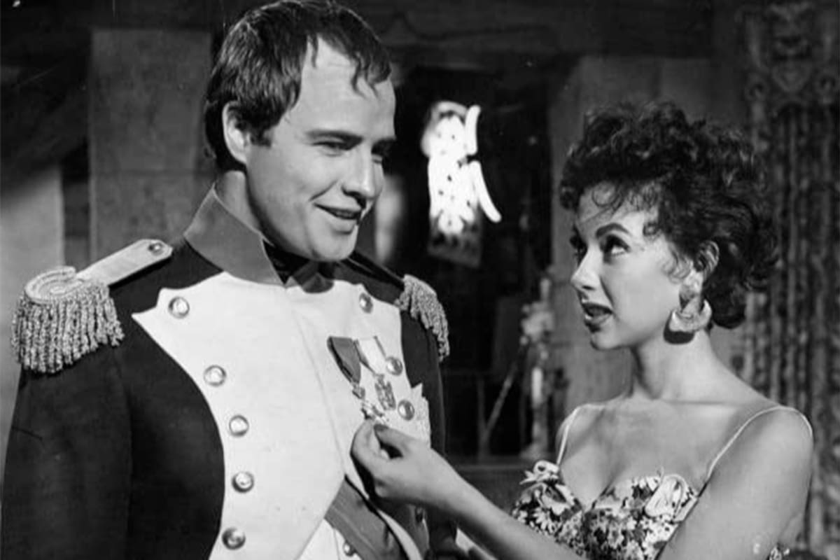 Rita Moreno y su tormentoso romance con Marlon Brando: “Intenté suicidarme en su casa”