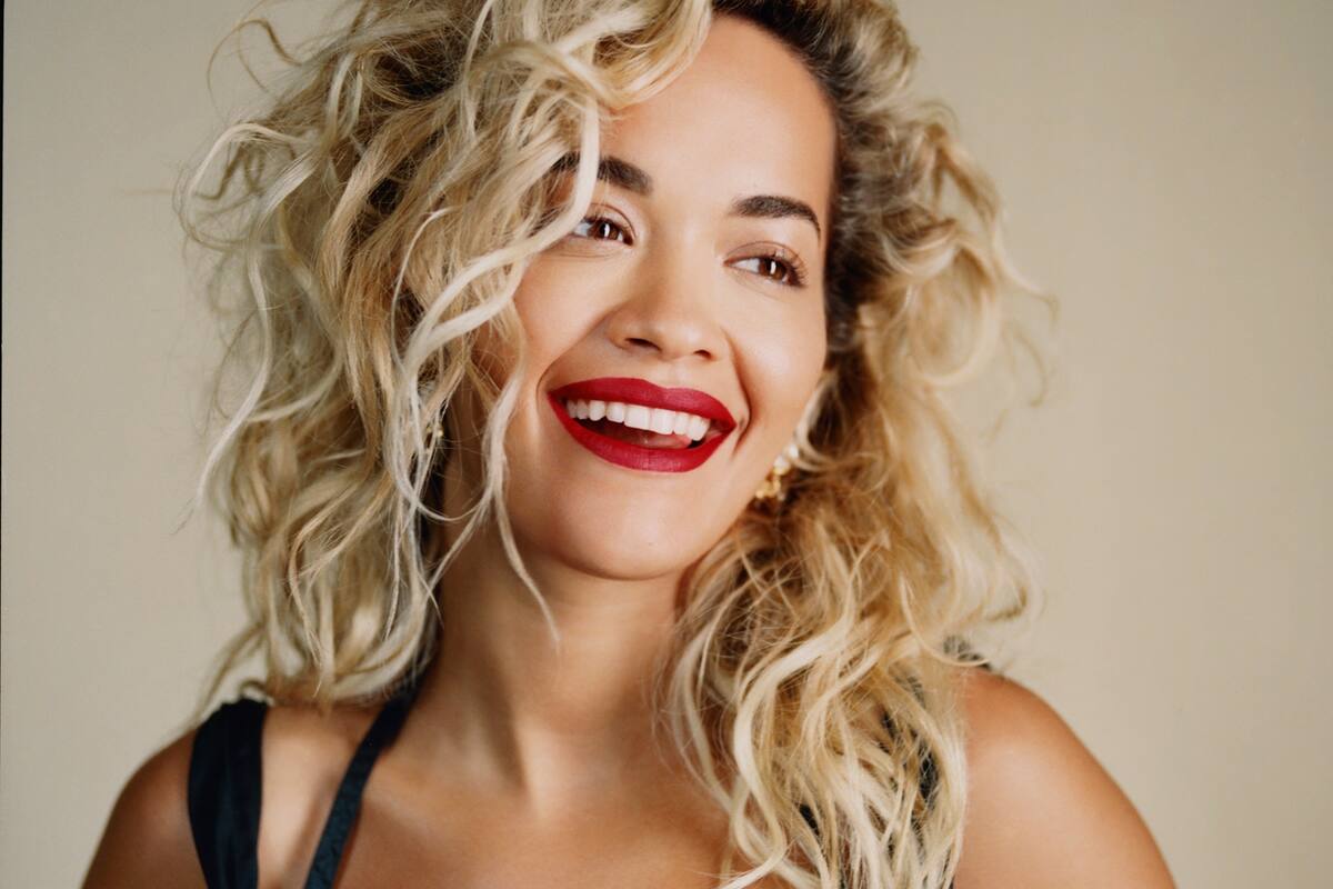 Rita Ora será la encargada de realizar el primero de los Sideshows el miércoles 25 de marzo