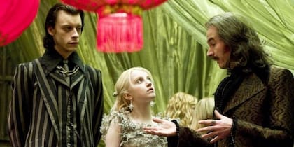 Ritter (a la derecha),como Eldred Worple, en una escena de Harry Potter y el misterio del príncipe