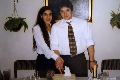 Riva y su mujer, María Arena, el día de su casamiento, en 1996