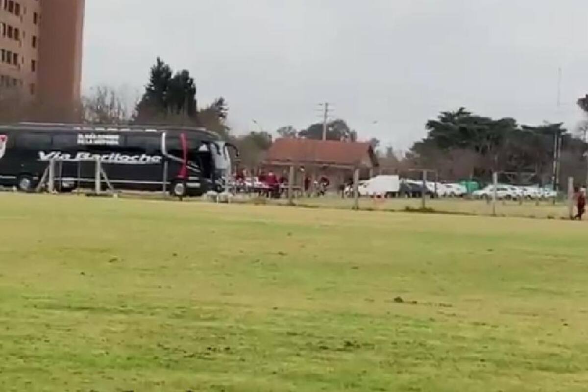 River a la distancia: se entrenó pese al aislamiento