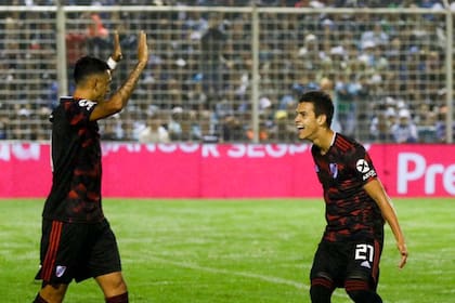 River gana en Tucumán