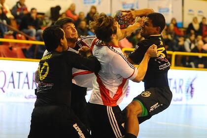 River no pudo ante Taubete