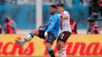 River Plate y Belgrano se enfrentan en el estadio Mario Alberto Kempes de Córdoba