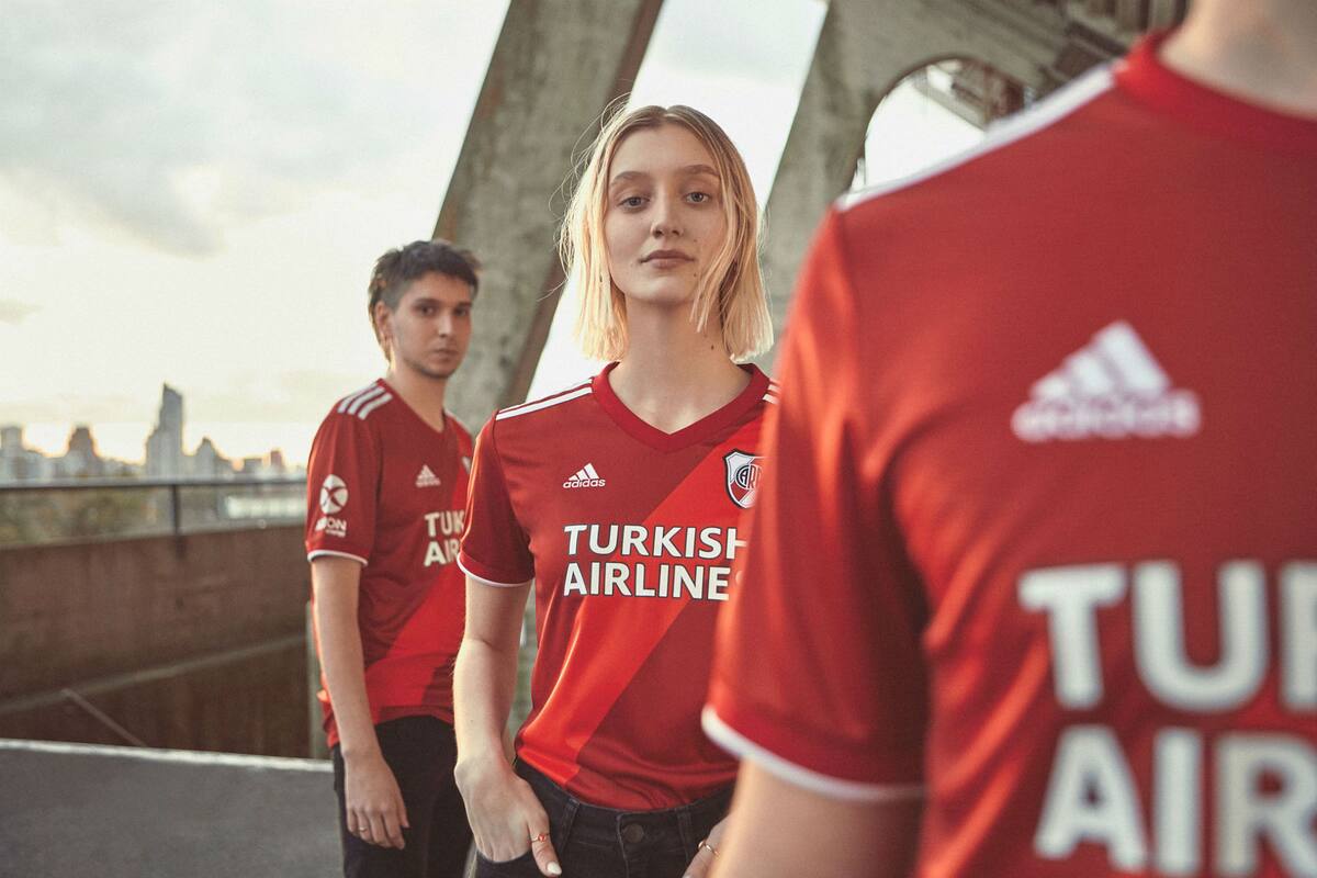 River presentó su nueva camiseta alternativa