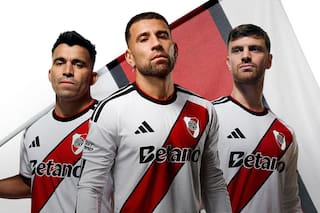 River presentó su nueva camiseta titular: los detalles que tiene, cuánto cuesta y las reacciones en las redes