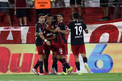 River quiere afianzarse lo antes posible para pelear por el título en el Torneo Apertura 2026