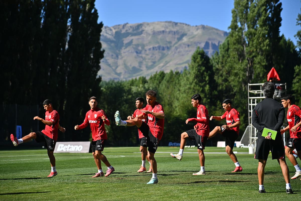 River realiza la pretemporada en San Martín de los Andes; luego jugará dos amistosos en Uruguay