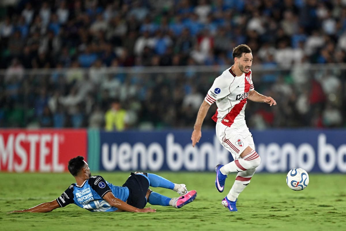 River recibe a Blooming y busca cerrar el grupo de la Copa Sudamericana en el primer lugar