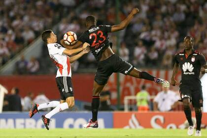 River se mide con Independiente Santa Fé en el Monumental