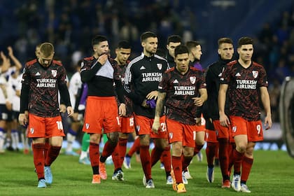 River se vio ampliamente superado por Vélez
