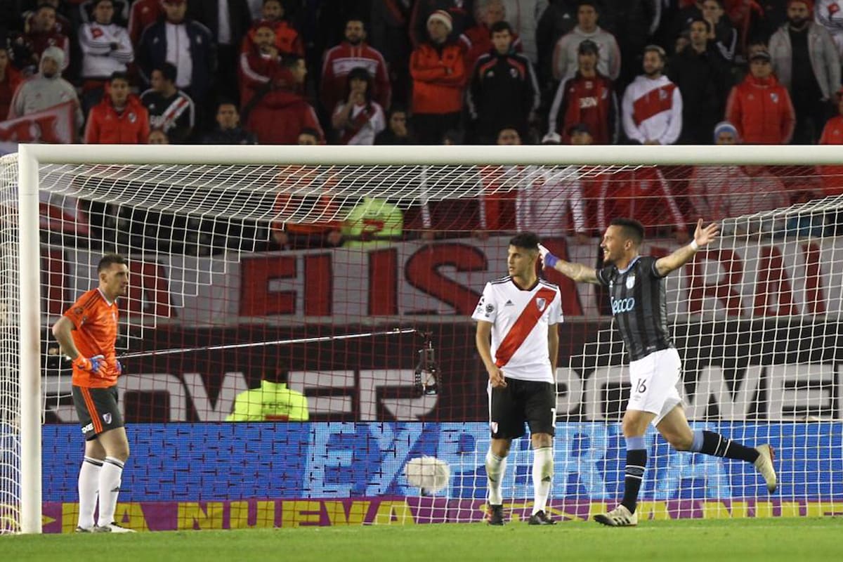 River Vs Atletico De Tucuman Festejo De Atletico.