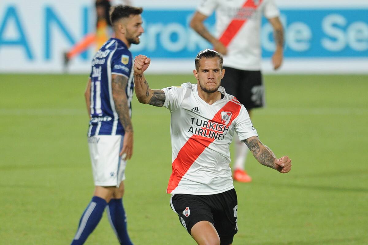 River vs Godoy Cruz: 1er gol de River