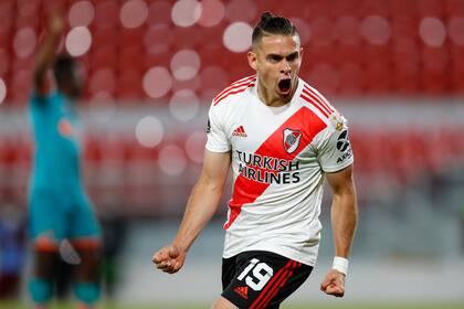 River vs LDU. Primer gol de River