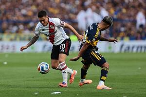 River y Boca jugaron por última vez en la Bombonera, con triunfo xeneize; este domingo lo harán en el Monumental