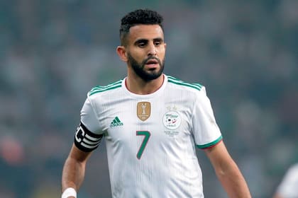 Riyad Mahrez, otro de los ausentes en la cita mundialista de Qatar