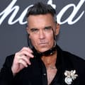 Robbie Williams confesó el más fuerte de sus complejos: “Estoy contemplando la posibilidad de usar una prótesis”