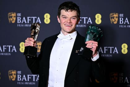 Robert Aramayo ganó dos premios por su rol en I Swear, la película inspirada en la vida de John Davidson, que padece Tourette y protagonizó la polémica