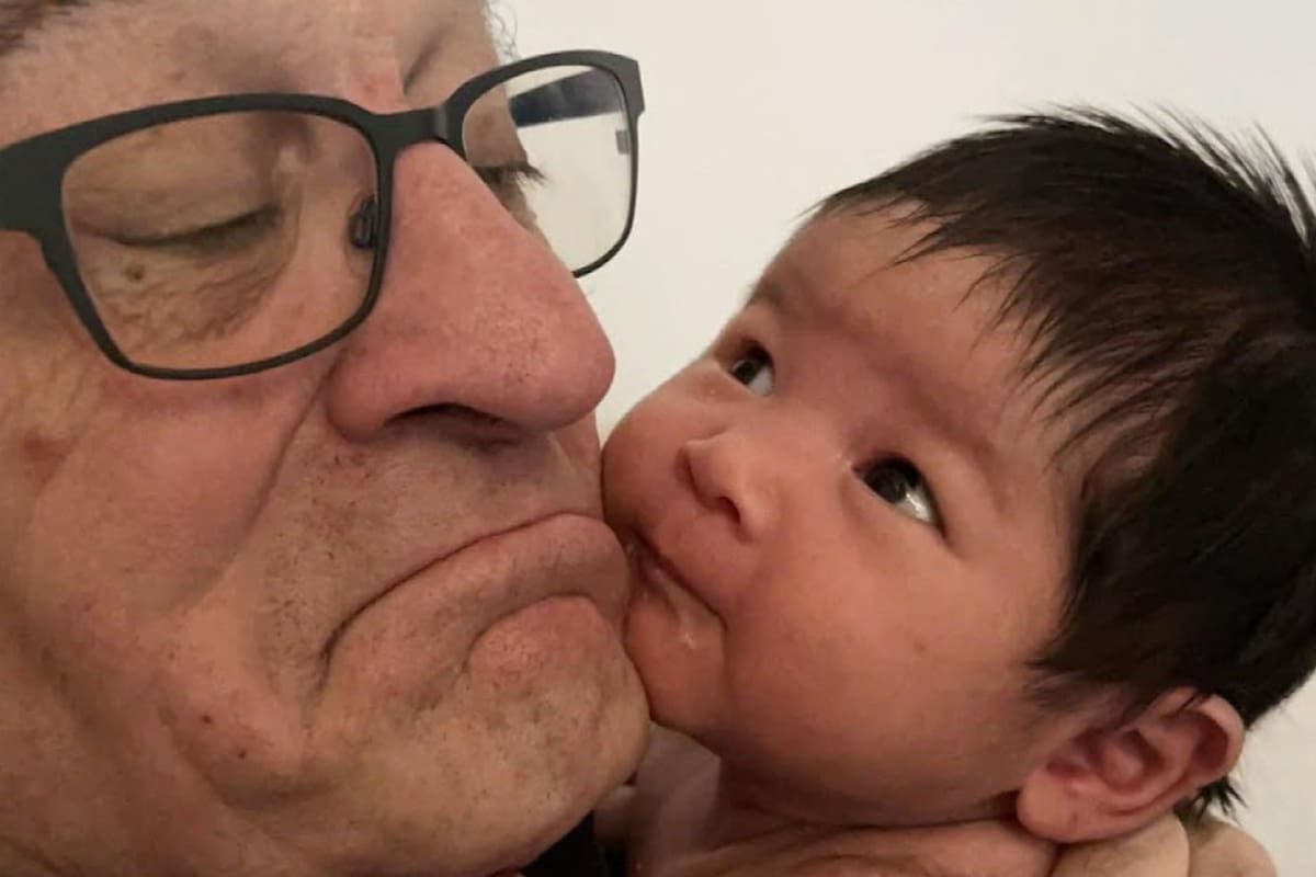 Robert De Niro se sinceró sobre cómo cambio su vida desde la llegada de su hija Gia Virginia Chen De Niro en una entrevista con el medio norteamericano, AAPP The Magazine