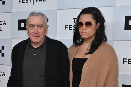 Robert De Niro y su pareja, Tiffany Chen, asistieron esta semana al Festival de Cine de Tribeca en Nueva York