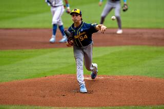 Robert Gasser logra su primera victoria desde 2024 en el 9-4 de Milwaukee sobre Atlanta